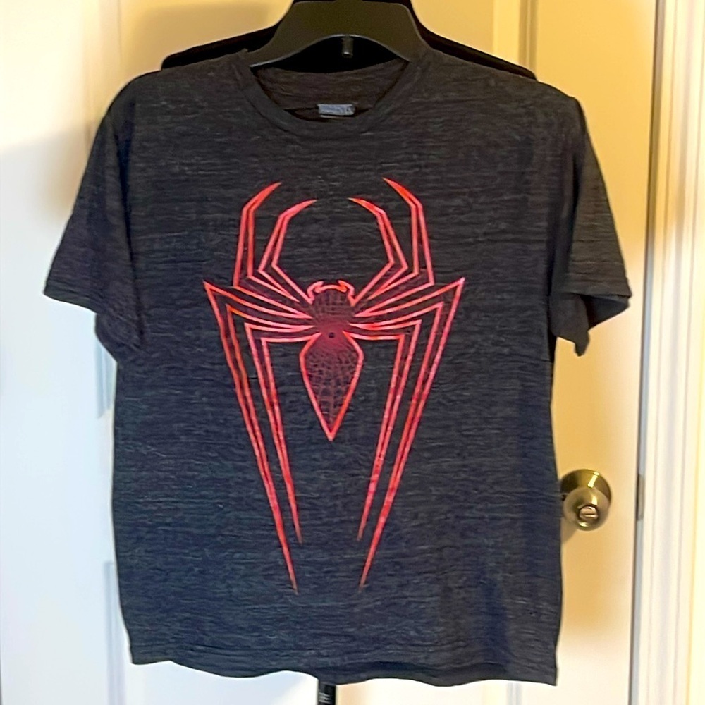 Boys Marvel Spiderman T-Shirt Size 18